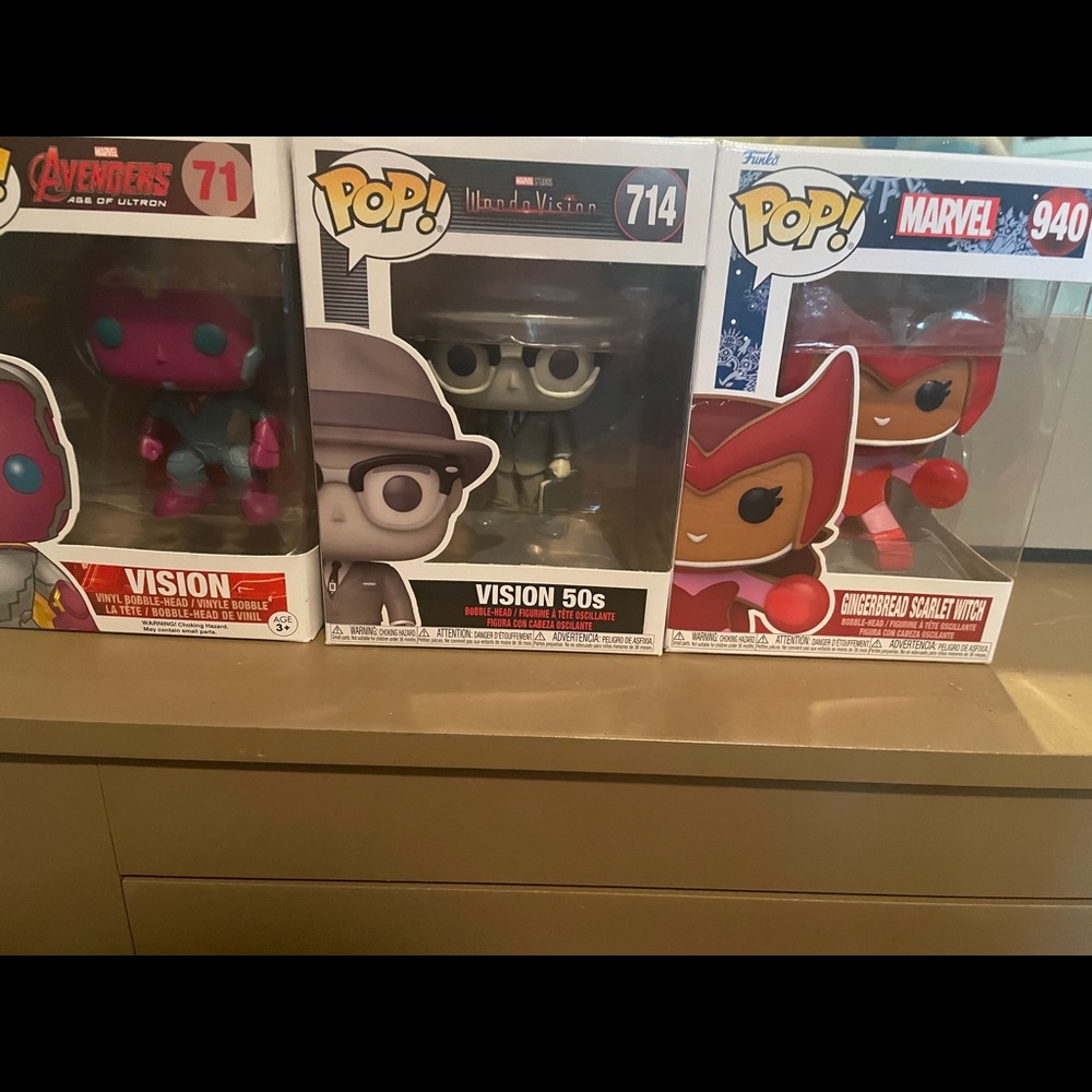 Vision and Wanda Bundle